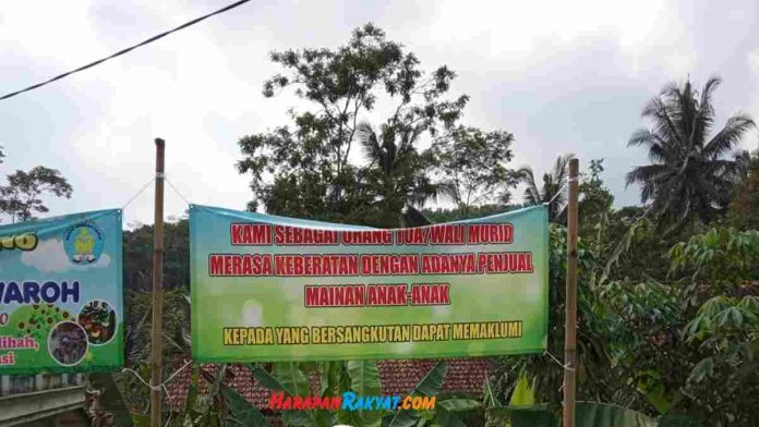 Penolakan penjual mainan