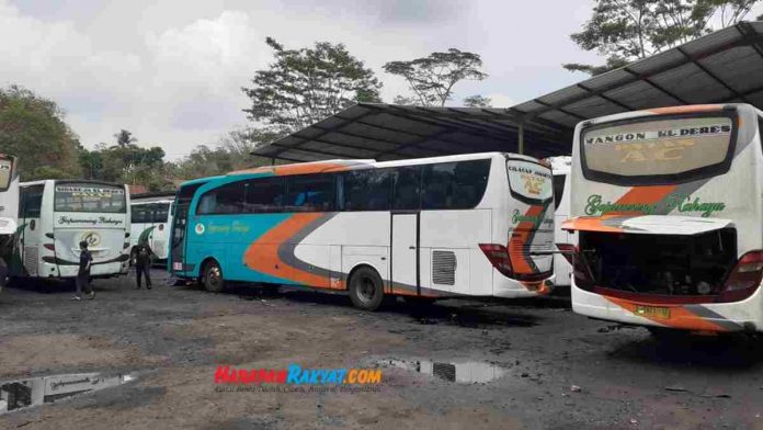 pengusaha bus di Ciamis