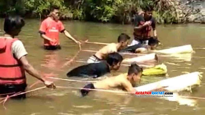 Lomba Renang Tradisional