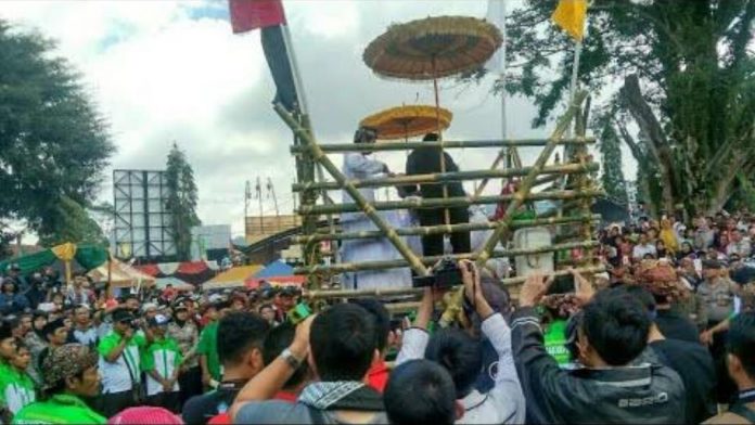 Sejarah Ritual Adat Upacara Nyangku di Panjalu Ciamis