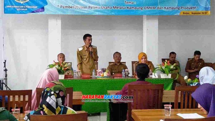 Koperasi dan UKM di daerah diharapkan ikut serta mendorong sekaligus meningkatkan daya beli di Kota Banjar, Jawa Barat, menjadi lebih baik lagi.