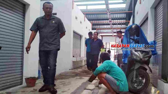 Sidak Pembangunan Pasar Manis Blok C