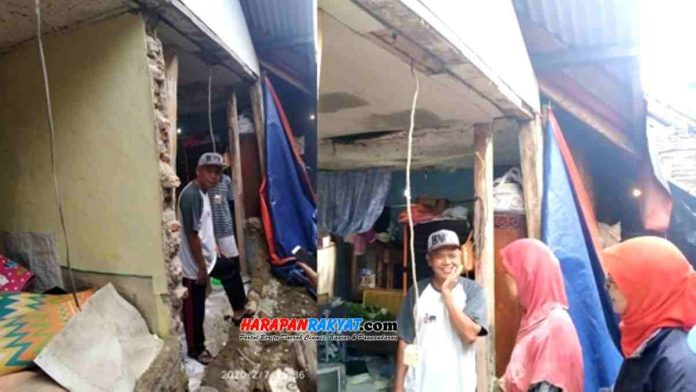 Akibat hujan deras yang terjadi pada Jum’at (07/02/2020), rumah milik Nana, warga RT.01, RW. 02, Dusun Sukamulya, Desa Sukasari, Kecamatan Banjarsari, Kabupaten Ciamis, Jawa Barat, ambruk.