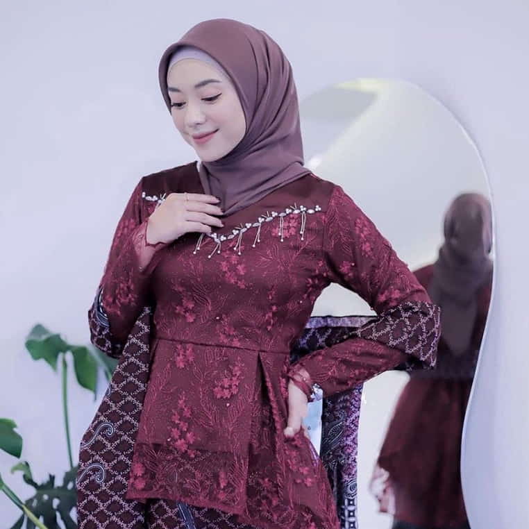 Atasan Brokat Kekinian