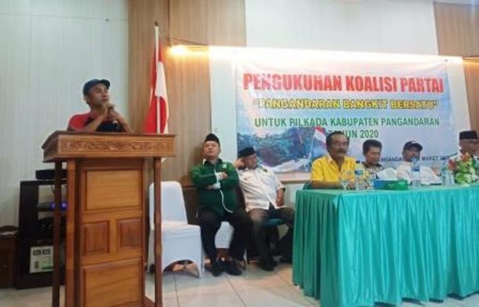 Relawan BAHARI Berikan Mandat ke Calon Bupati Pangandaran