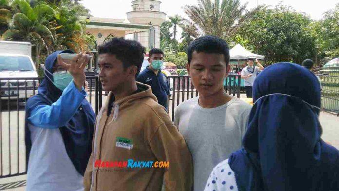 Jemaah salat Jum'at Masjid Agung Ciamis