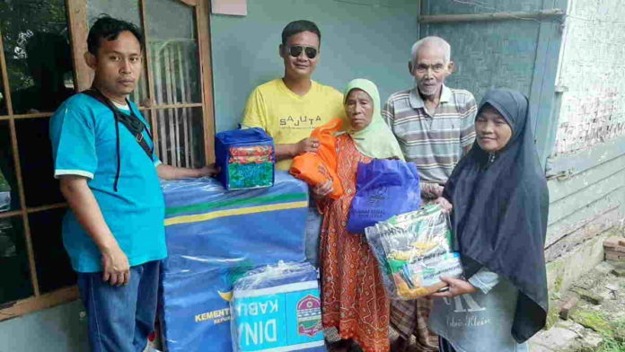 Korban Rumah Ambruk di Pamarican Ciamis Dapat Bantuan Dari Dinsos