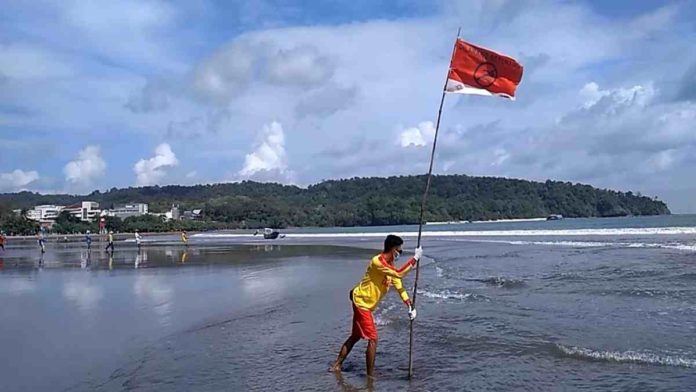 Pantai Pangandaran Dibuka Kembali