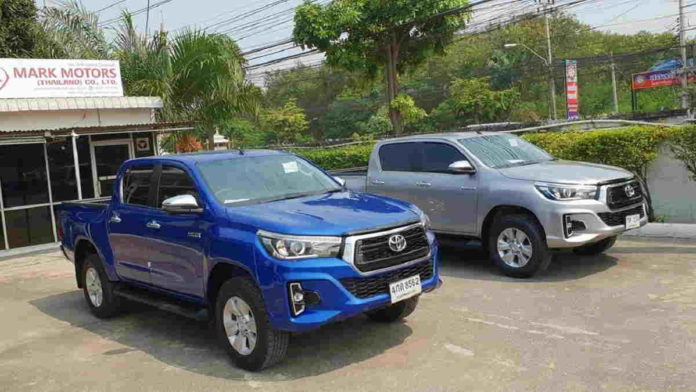 Toyota Hilux Facelift Makin Gagah dengan Tenaga 200PS Lebih