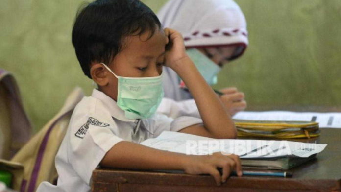 Sekolah Dibuka Bulan Desember