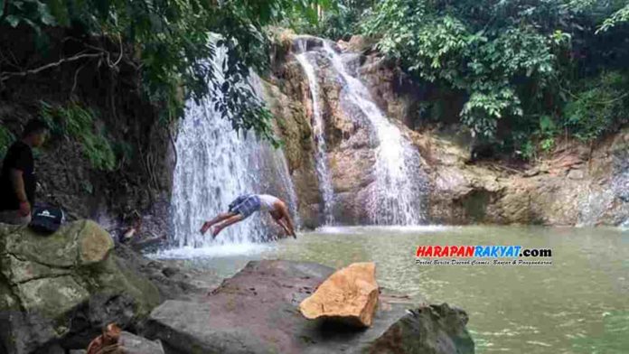 Curug Burahol