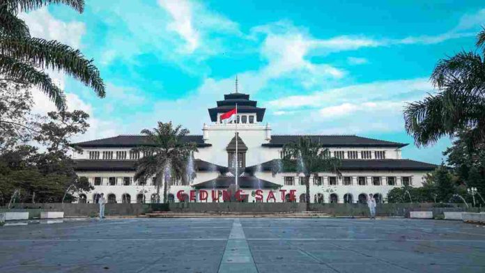 Pegawai Gedung Sate Jabar