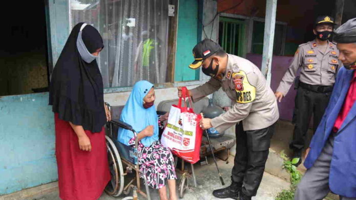 Peringati HUT RI di Tengah Pandemi, Polres Ciamis Gelar Bakti Sosial