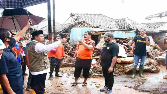 Banjir Bandang di Sukabumi, Wagub Jabar Tinjau Lokasi