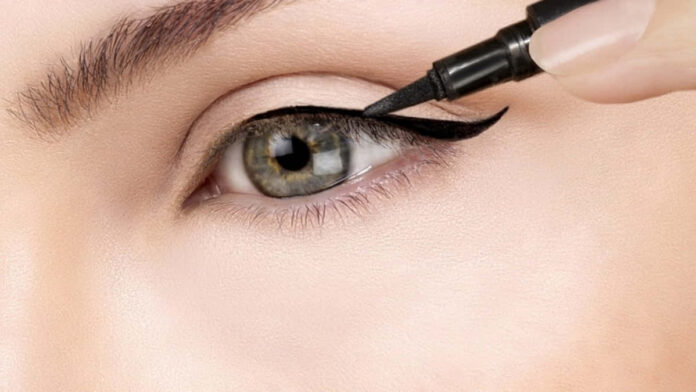 Eyeliner Anti Luntur