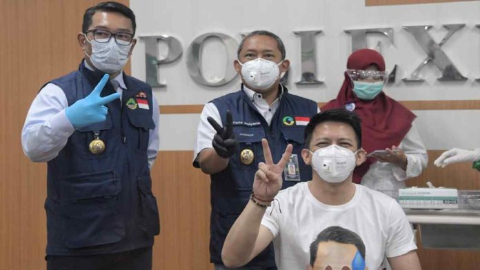 Ariel Noah Ikuti Vaksinasi Covid-19 di Jabar Hari Ini