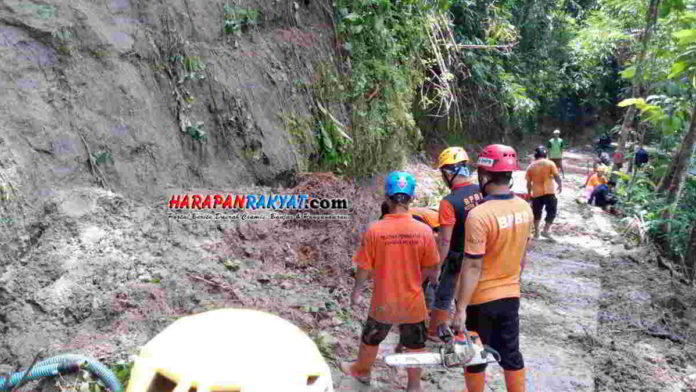 Tebing Setinggi 10 Meter di Kota Banjar Longsor