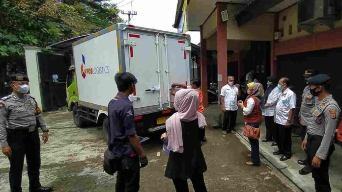 Distribusi Vaksin Corona di Jabar