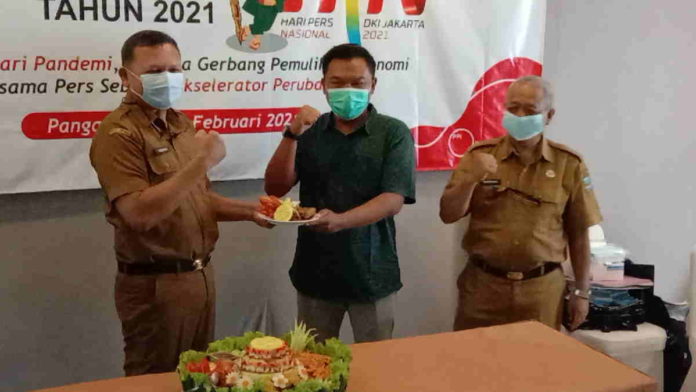 Plh Bupati Pangandaran Sebut Pers Garda Terdepan Informasi Covid-19