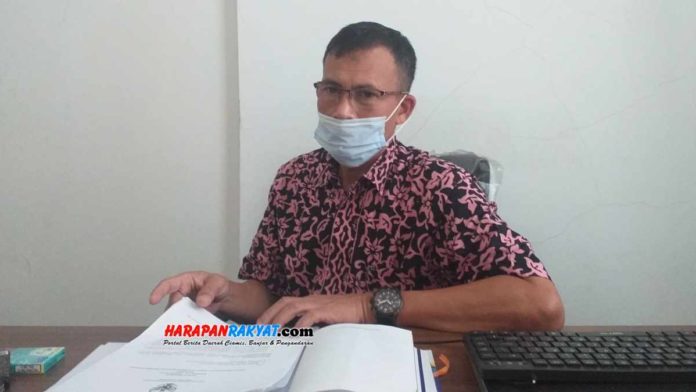 Kepaka Bidang SD Dinas Pendidikan Kabupaten Ciamis, Endang Kuswana mengatakan, vaksinasi Covid-19 untuk guru dan tenaga pendidik itu akan dimulai tanggal 8 Maret 2021. Foto: Feri Ramdani/HR.