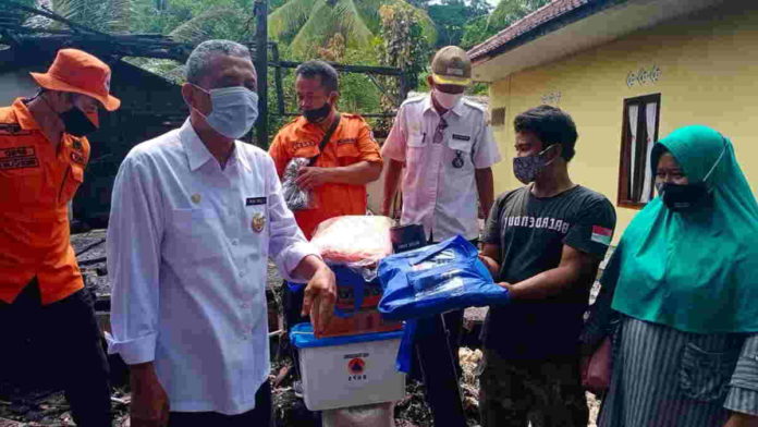 Wabup Pangandaran Salurkan Bantuan untuk Korban Kebakaran