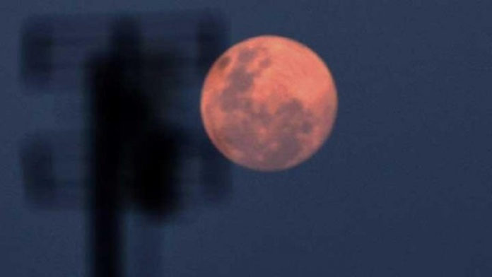 Oke! Fenomena Supermoon Pink Moon, di Malam 17 Ramadhan Jadi Sorotan