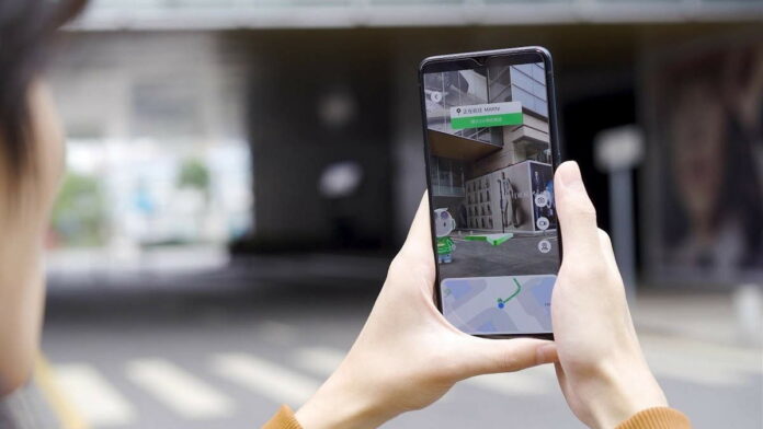 Aplikasi CyberReal AR dengan Teknologi Spasial Real-Time dan AI Engine