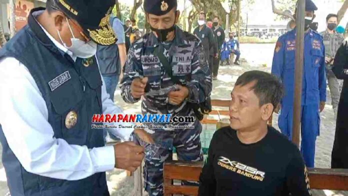 Wisatawan Pangandaran Tak Pakai Masker