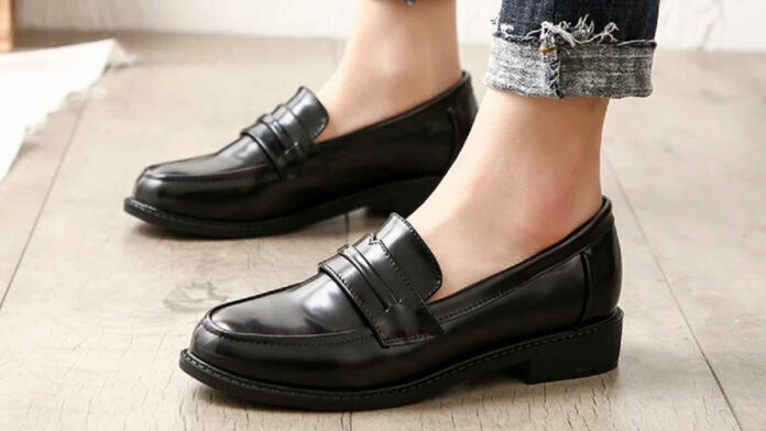 Sepatu Loafers Wanita, Hadir dengan Rekomendasi Brand Lokal Terbaik