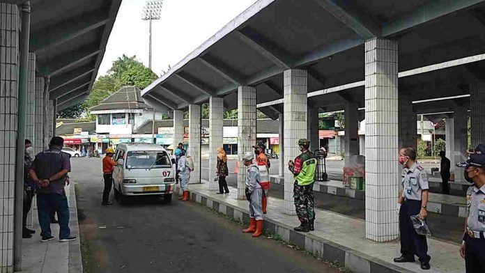 Aktivitas Transportasi di Terminal Ciamis Kembali Meningkat