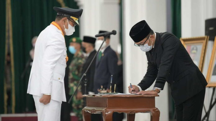 Lantik Walikota Tasik, Gubernur Jabar, Kasus Korupsi Jangan Terulang