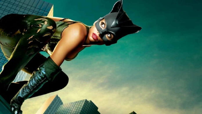 Sinopsis Film Catwoman : 2004, Tidak Sesukses Judul Heros Lainnya