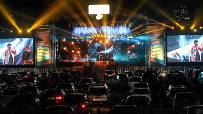 Konser NOAH Drive-in Berjalan Lancar, Tampil Dengan Sepatu Roda