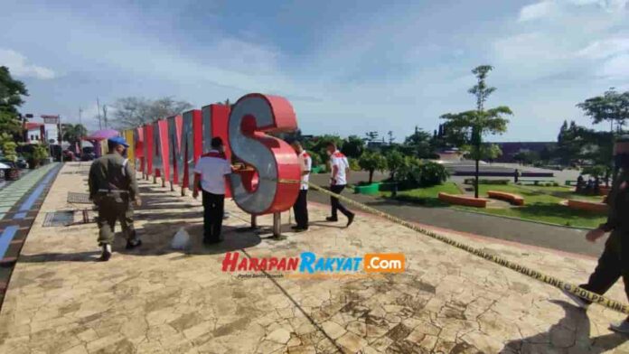 Alun-alun Ciamis Ditutup Satpol PP Jelang Malam Tahun Baru