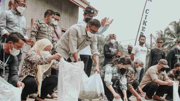 Bupati Herdiat Dorong Peningkatan Budidaya Ikan di Ciamis