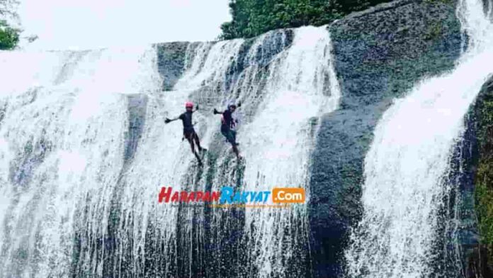 Shower Climbing