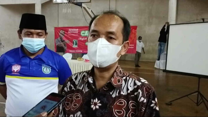 Yanuar Prihatin Motivasi Atlet Olahraga di Banjar Bermental Juara