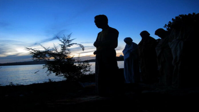 Salat Subuh di Bulan Ramadan, Didoakan oleh Nabi Muhammad SAW