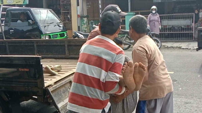 Waspadai Jalur Mudik Pangandaran, Penyebrang Jalan Tertabrak Motor