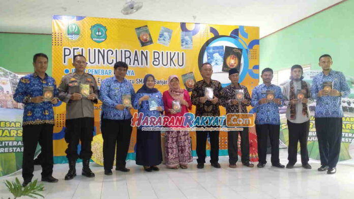 SMAN 2 Banjarsari Ciamis Launching Buku Karya Siswa dan Guru