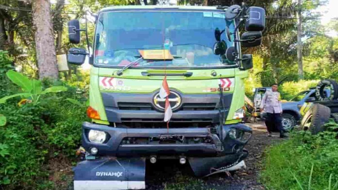 Truk Hino