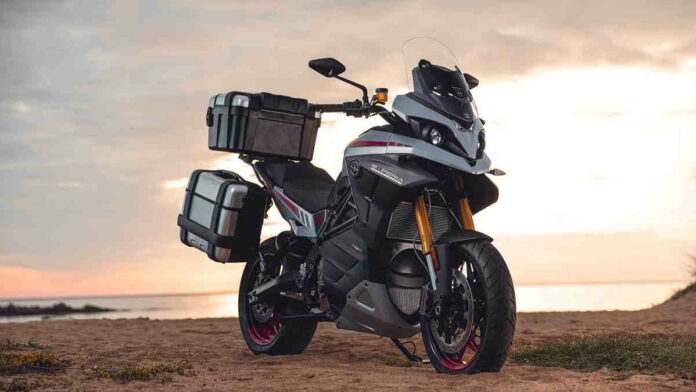 Motor Listrik Energica Experia Membawa Model Adventure, Siap Touring!