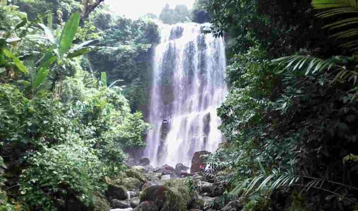 Objek Wisata Curug Penampen Jeruklegi Cilacap Jawa Tengah