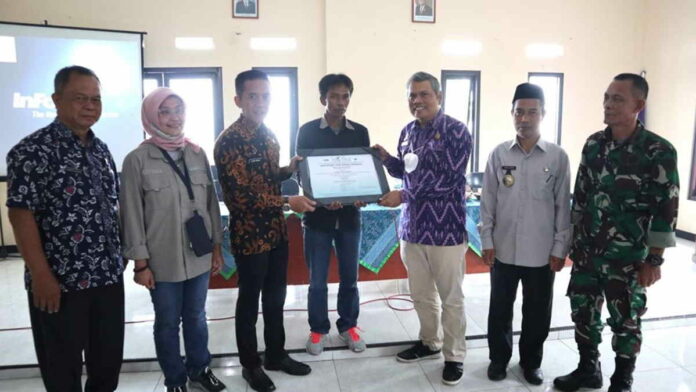 Gapoktan di Ciamis Dapat Sertifikat Padi Organik