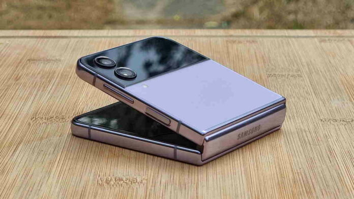 Samsung Galaxy Z Flip 4 Bespoke Edition Hadirkan Estetika Ikonik