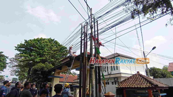 Apjatel dan Pemkab Ciamis Tertibkan Jaringan Fiber Optik yang Semrawut