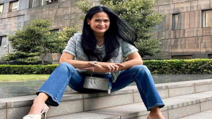 Profil Donna Harun, Awet Muda Meski Sudah Kepala Lima