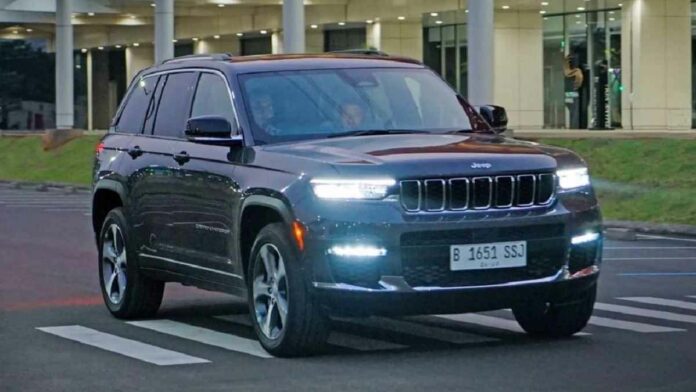 Mobil Jeep Grand Cherokee WL, Tampil Premium dan Tangguh