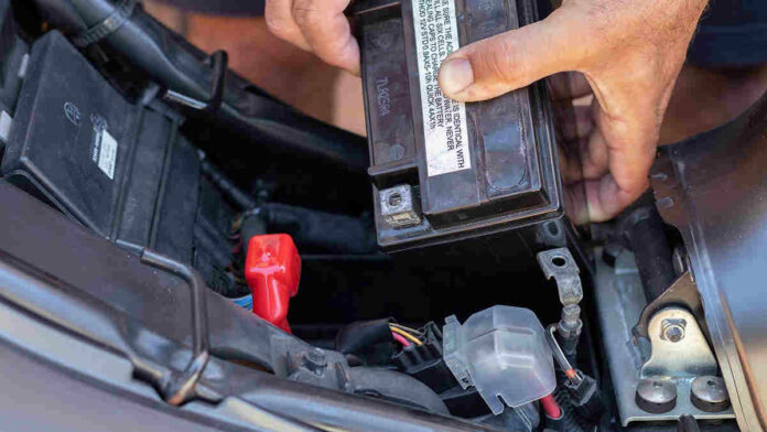 Tips Aki Motor Anti Soak Perlu Pengguna Perhatikan