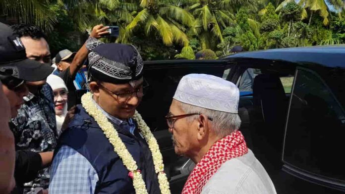 Anies Baswedan Temu Relawan